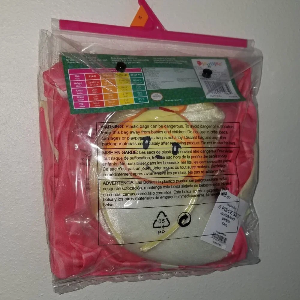 NEW Isabelle Animal Crossing New Horizons Girls Halloween Costume Medium 8-10